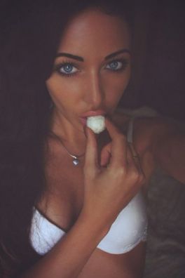 Фотография номер 2 - Камила, 18 лет